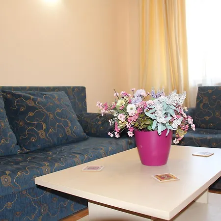 Bratanov Sunny Dreams Apartament